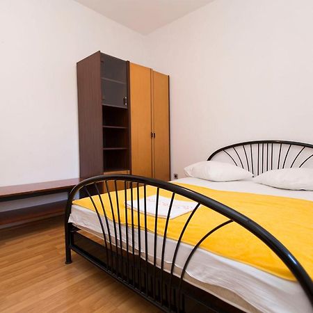 Stanici Beach Apartments Omiš Eksteriør bilde