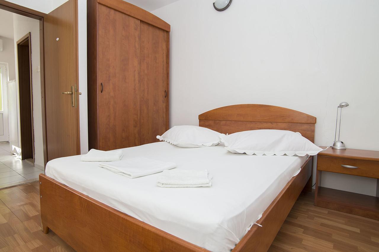 Stanici Beach Apartments Omiš Eksteriør bilde